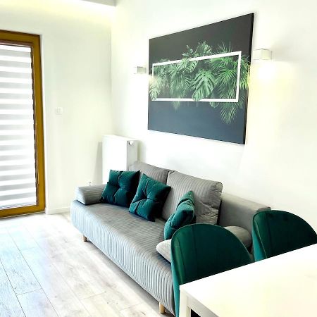 Modern Green Apartment Krakow Luaran gambar